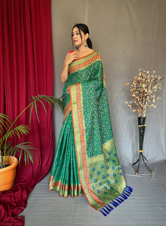 Bandhej Patola Silk Vol.2 Woven Saree Green Saris & Lehengas